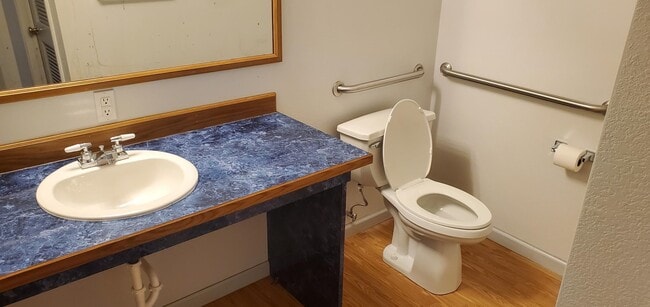 Photo - 101 S Main St Unit A