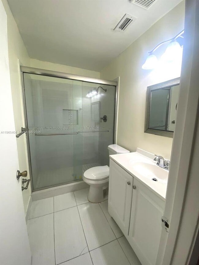 Photo - 4601 Pier Dr