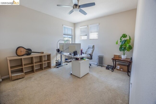Photo - 687 Flemish Ct