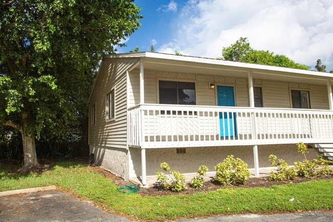 Photo - 2445 Thomasson Dr Unidad A