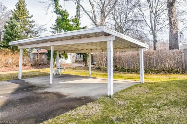 Photo - 413 W Maple St Unit 3