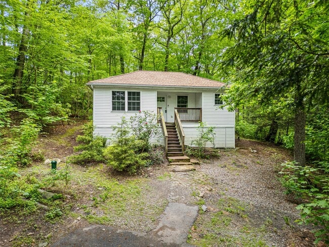 Photo - 333 Wixon Pond Rd House