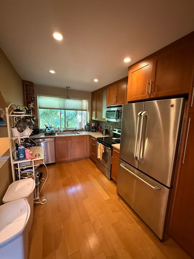 Photo - 3 Bedrooms!! 3 Baths!!