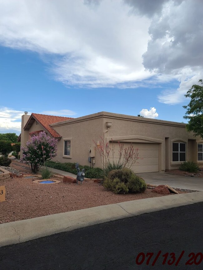 Building Photo - TOWNHOME - COTTONWOOD - SAWMILL GARDENS