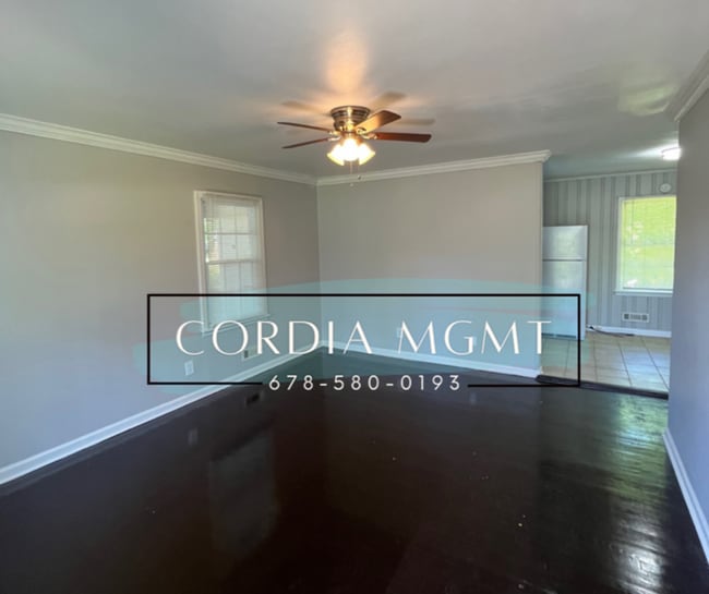 Photo - Beautiful Brick Home with Space! - Mableto...