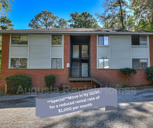 Photo - 2806 Thomas Ln