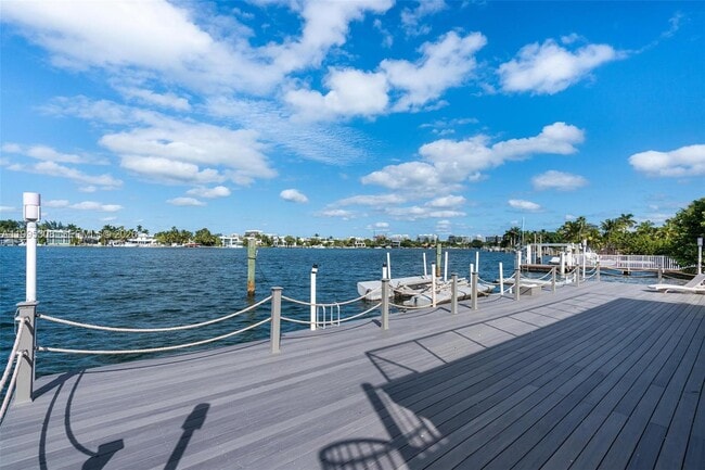 Photo - 1055 Stillwater Dr