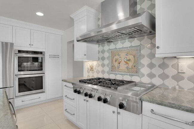 Photo - 8631 Steeplechase Dr