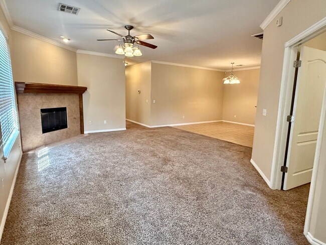 Photo - Cute 3 Bed Duplex In Yukon