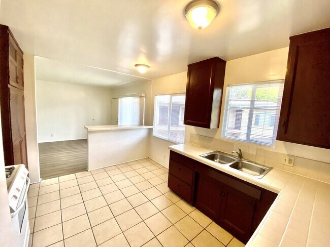 Photo - 10203 England Ave Unit 4