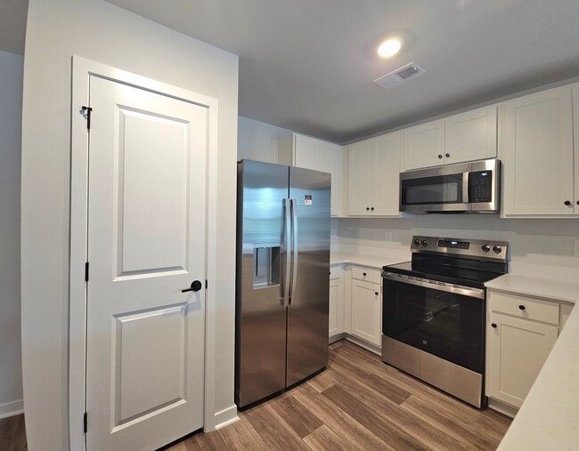 Photo - 332 Pleasant Vly Dr