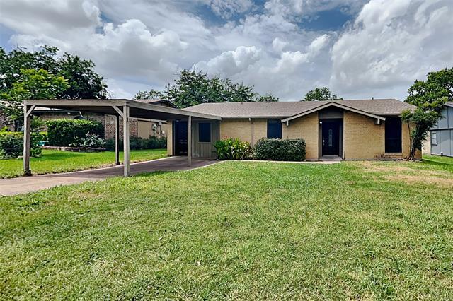 Building Photo - 1913 Briarwood Dr