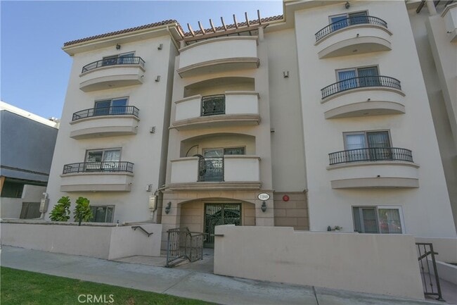 Photo - 11848 Kiowa Ave Unidad PH1