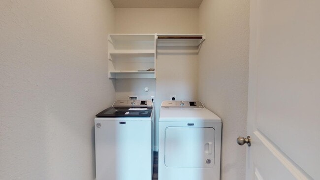 Photo - Gorgeous New Braunfels home with large fenced yard