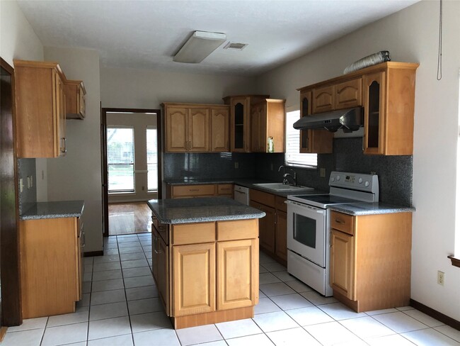 Photo - 2434 Hodges Bend Cir