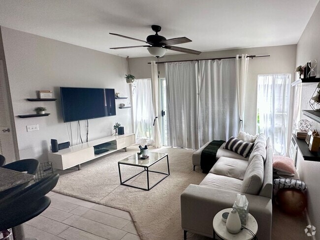 Building Photo - For Rent - [Sun Rise] 91-265 Hanapouli Cir... Rental