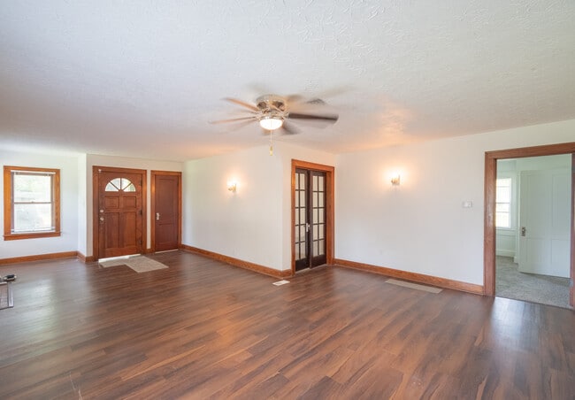 Photo - 433 N Randall St