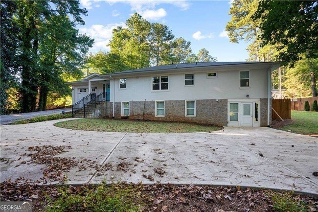 Photo - 1841 Gainsborough Dr