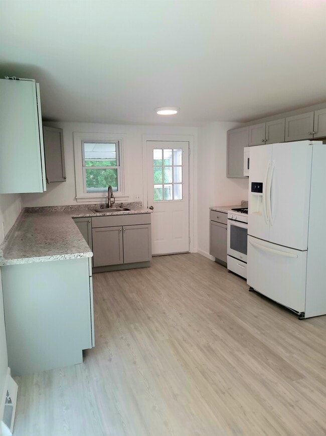 Photo - 22 Okinawa Ave