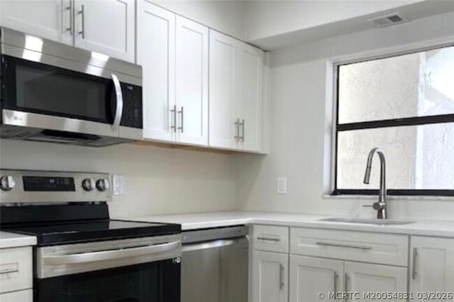 Photo - 1950 SW Palm City Rd Unit 4-201