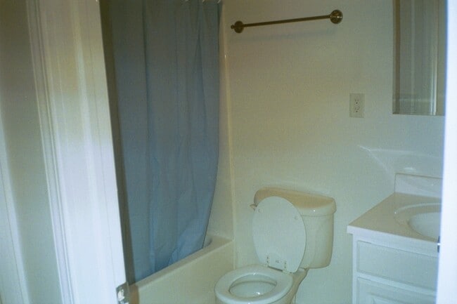 Photo - 330-332 Green St