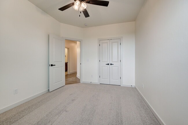 Photo - 2116 Josslyn Pl