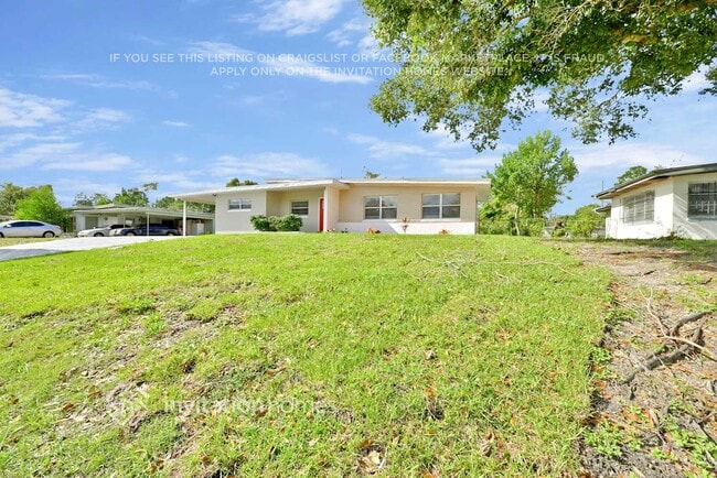 Building Photo - 2412 Martinwood Dr Rental
