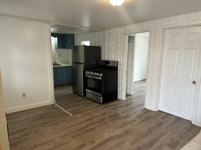 Photo - 17 M St Unit E