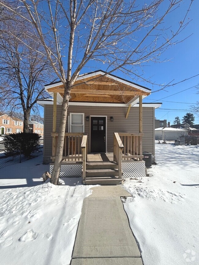 Building Photo - 9101 S Wabash Ave Rental