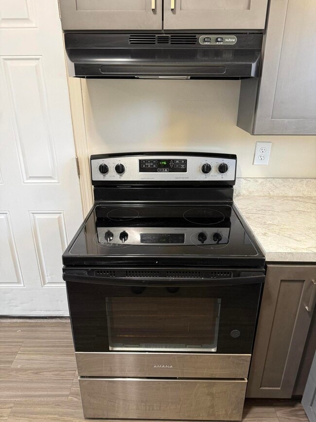 Photo - 61 /63 Maplecrest Dr