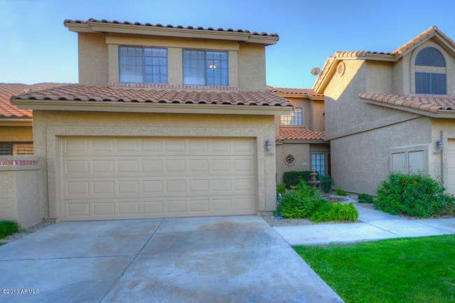 7893 E Joshua Tree Ln