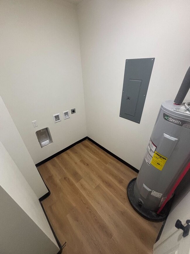 Photo - 231 Walnut Hill Ln