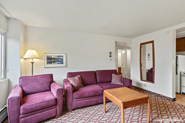 Photo - 505 W 2nd Ave