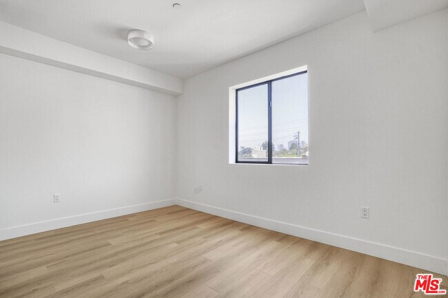 Photo - 1822 Overland Ave Unit 502