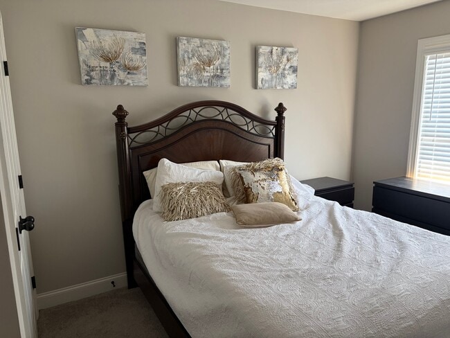 Photo - 669 Winding Oak Way
