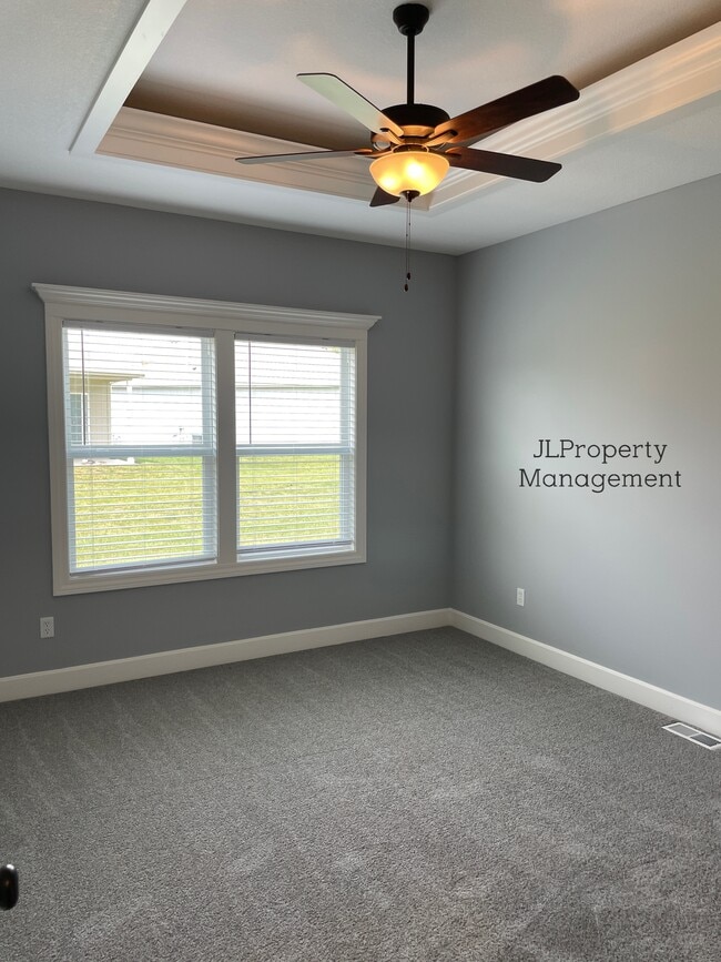 Photo - 15332 Jessica St