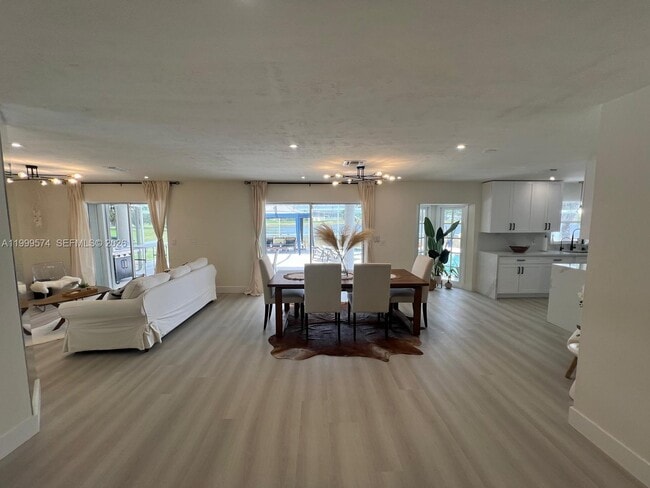 Photo - 503 Jackson Ave