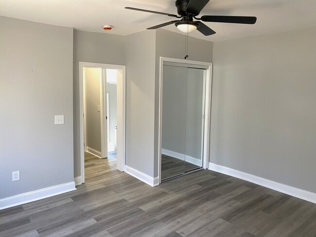 Photo - 4310 Ridgewood Ave Apartamento Unidad A Available $900