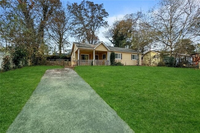 Photo - 1670 Linda Cir