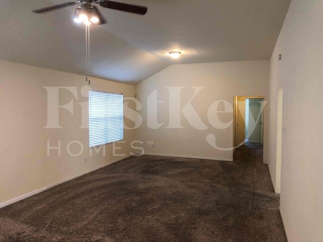 Photo - 1123 Intrepid Oak Ln