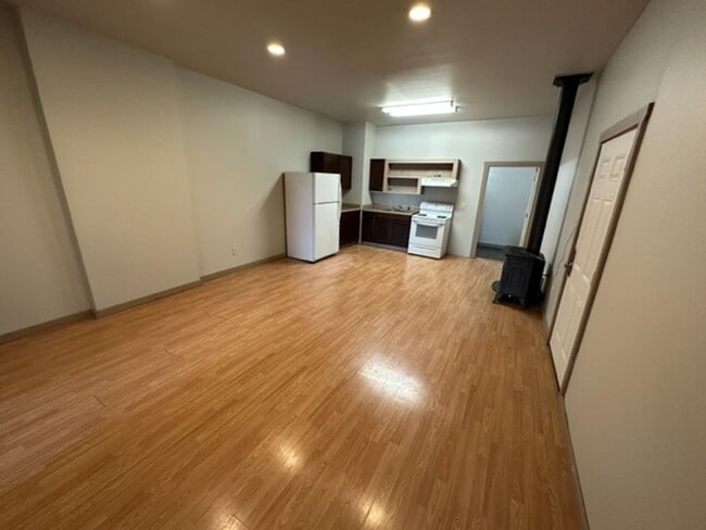 Photo - 83 E Main St Unidad 83 E Main Apt 3D