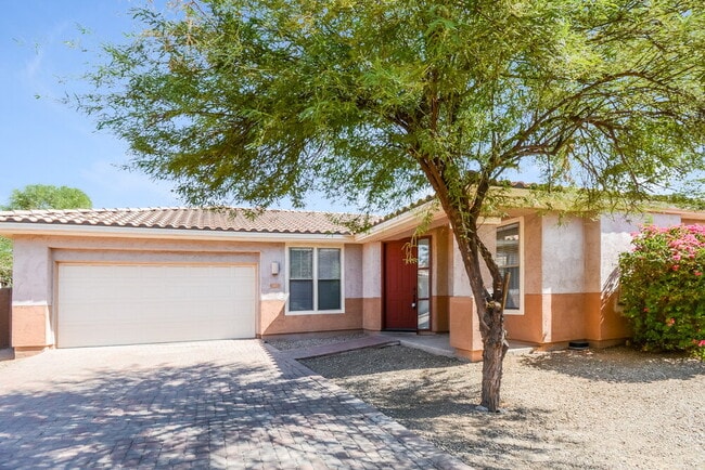 Photo - 13673 W Cypress St