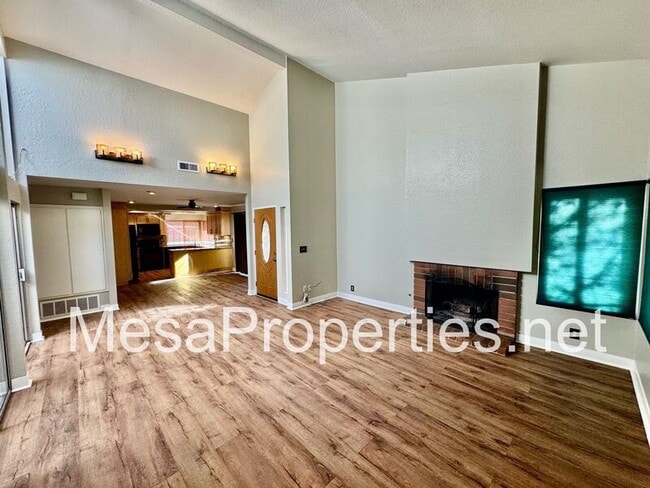 Photo - 1502 Webster Ave