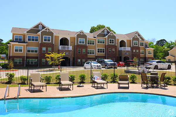 Pool - The Residences at Earl Campbell Rental