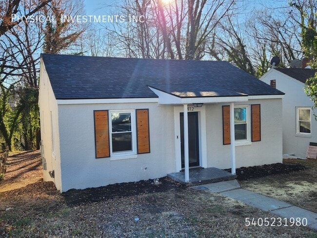 Photo - 412 Hanover Ave NW