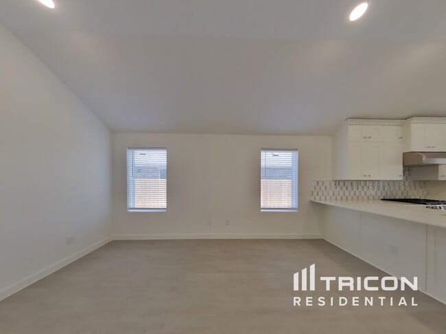 Photo - 3024 Pintail Green Dr