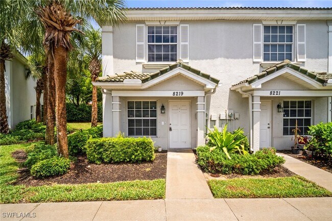 Building Photo - 8219 Pacific Beach Dr Rental