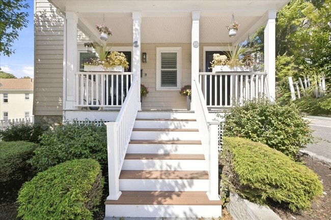 105 Child St Unit 2