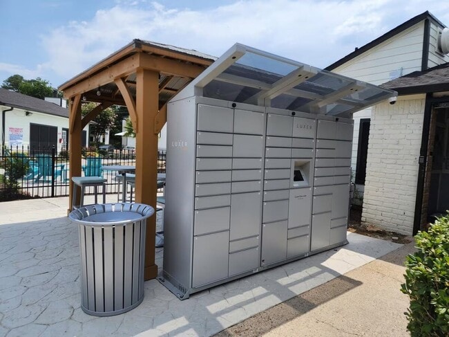 Explore convenience at Cali Crossing Apartments with our state-of-the-art package locker system. Enjoy secure, 24/7 access to your deliveries while relaxing in our inviting community space. Experience seamless living—schedule a tour today!