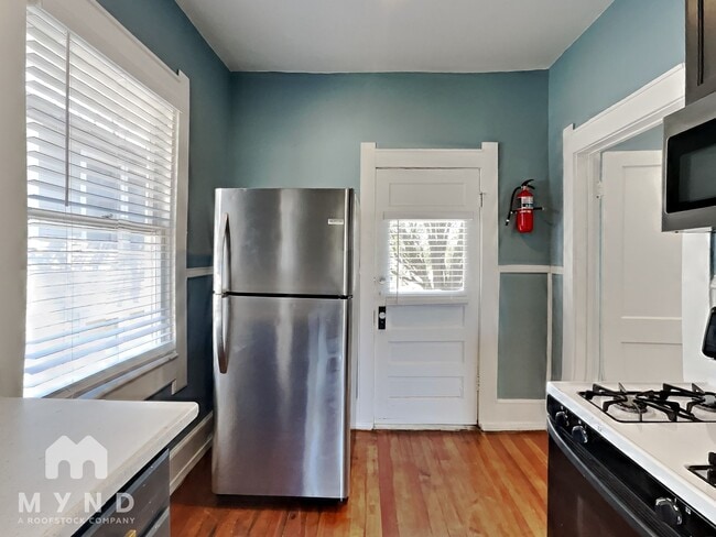 Photo - 4624 Junius St Unit B